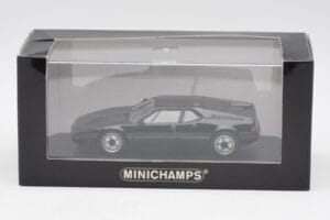 BMW M1 Schwarz Minichamps 1:43 940025021 Metall — Bild 4 von 4