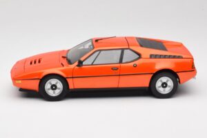 BMW M1 Orange Minichamps 1:18 80432411549 Metall — Bild 4 von 8