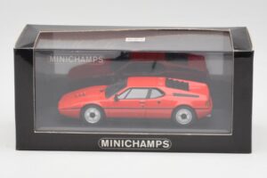 BMW M1 Rot Minichamps 1:43 430025022 Metall — Bild 4 von 4