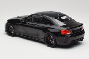 BMW M2 CS F87 Schwarz Metallic mit schwarzen Felgen Minichamps 1:18 155021026 Metall — Bild 5 von 6