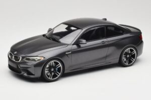 BMW M2 F87 Grey Metallic Minichamps 1:18 155026102 Metall