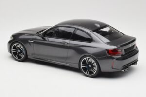BMW M2 F87 Grey Metallic Minichamps 1:18 155026102 Metall — Bild 5 von 6