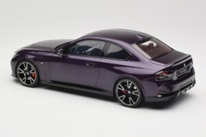 BMW M240i G42 Thundernight Metallic GT Spirit 1:18 GT504 Resin — Bild 5 von 6