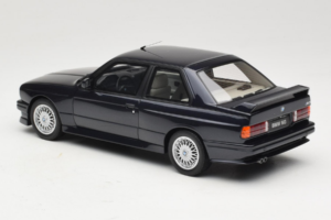 BMW M3 E30 Europameister Macau Blue Otto 1:18 OT1216 Metall — Bild 5 von 6