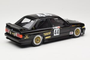BMW M3 E30 JPS Team BMW #44 J. Richards / T. Longhurst Class Winners Bathurst 1000 1987 Minichamps 1:18 155872044 Metall — Bild 2 von 6