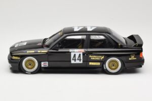 BMW M3 E30 JPS Team BMW #44 J. Richards / T. Longhurst Class Winners Bathurst 1000 1987 Minichamps 1:18 155872044 Metall — Bild 3 von 6