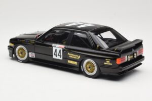 BMW M3 E30 JPS Team BMW #44 J. Richards / T. Longhurst Class Winners Bathurst 1000 1987 Minichamps 1:18 155872044 Metall — Bild 5 von 6