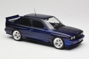 BMW M3 E30 Macau Blue IXO 1:18 18CMC122 Metall — Bild 4 von 6