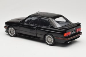 BMW M3 E30 Sport Evo Schwarz Solido 1:18 S1801501 Metall — Bild 7 von 8