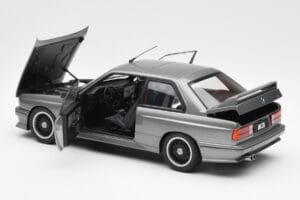 BMW M3 E30 Sport Evolution Cecotto Grau AUTOart 1:18 70567 Metall — Bild 5 von 8