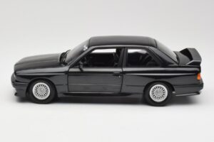 BMW M3 E30 Black Metallic Minichamps 1:18 180020306 Metall — Bild 4 von 8