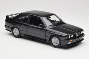BMW M3 E30 Black Metallic Minichamps 1:18 180020306 Metall — Bild 6 von 8