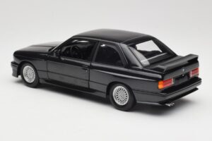 BMW M3 E30 Black Metallic Minichamps 1:18 180020306 Metall — Bild 7 von 8