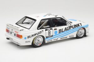 BMW M3 E30 Team Schnitzer #8 O. Manthey DTM 1988 Minichamps 1:18 155882008 Metall — Bild 2 von 6