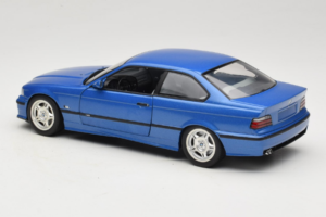 BMW M3 E36 Blue Metallic UT Models 1:18 20467 Metall — Bild 7 von 8