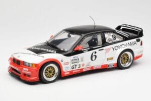 BMW M3 E36 GTR #0 B. Auberlen / M. Simo / P. Cunningham Daytona 24 Hours 1998 UT Models 1:18 39816 Metall