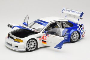 BMW M3 E46 GTR #24 D. Muller / J. Muller / H.-J. Stuck ALMS 2001 Minichamps 1:18 80430139184 Metall — Bild 2 von 8