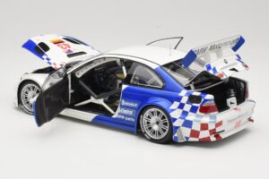 BMW M3 E46 GTR #24 D. Muller / J. Muller / H.-J. Stuck ALMS 2001 Minichamps 1:18 80430139184 Metall — Bild 5 von 8