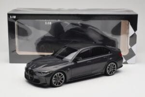 BMW M3 G80 Schwarz Metallic Minichamps 1:18 155020202 Metall — Bild 6 von 6