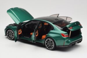 BMW M3 G80 Isle of Man Green Minichamps 1:18 113020203 Metall — Bild 5 von 8