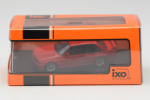 BMW M3 E30 Sport Evolution Rot IXO 1:43 CLC583N Metall — Bild 4 von 4