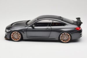 BMW M4 F82 GTS Mineral Grey Metallic Minichamps 1:18 110025222 Metall — Bild 4 von 8