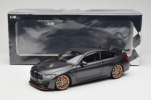 BMW M4 F82 GTS Mineral Grey Metallic Minichamps 1:18 110025222 Metall — Bild 8 von 8