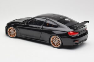 BMW M4 F82 GTS Sapphire Black Metallic Minichamps 1:18 110025220 Metall — Bild 7 von 8