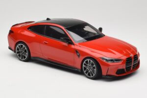 BMW M4 F82 Imola Red Metallic Minichamps 1:18 155020121 Metall — Bild 4 von 6