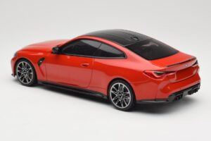 BMW M4 F82 Imola Red Metallic Minichamps 1:18 155020121 Metall — Bild 5 von 6
