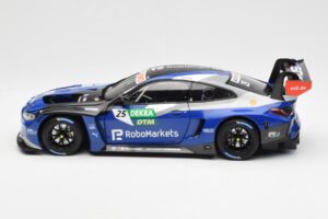 BMW M4 G82 GT3 Schubert Motorsport #25 P. Eng DTM 2022 Minichamps 1:18 113222025 Metall — Bild 4 von 8