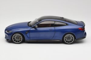 BMW M4 G82 Blau Metallic Minichamps 1:18 113020123 Metall — Bild 4 von 8
