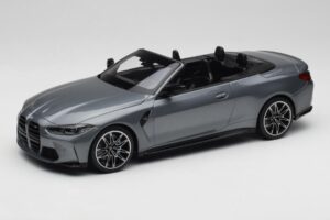 BMW M4 G82 Cabriolet Grey Metallic Minichamps 1:18 155021034 Metall