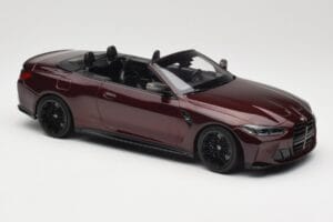 BMW M4 G83 Cabrio Rot Metallic Minichamps 1:18 155021032 Metall — Bild 4 von 6