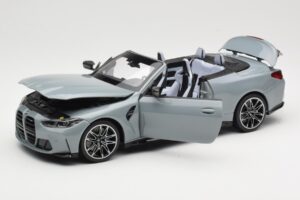 BMW M4 G83 Cabriolet Grey Metallic Minichamps 1:18 110021032 Metall — Bild 2 von 8