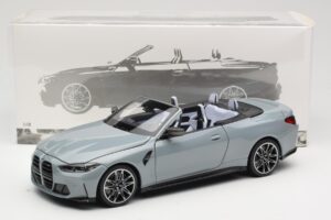 BMW M4 G83 Cabriolet Grey Metallic Minichamps 1:18 110021032 Metall — Bild 8 von 8