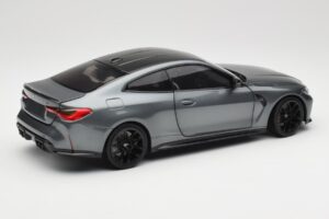 BMW M4 G82 Grau Metallic Minichamps 1:18 113020124 Metall — Bild 3 von 8