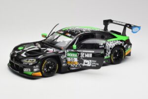 BMW M4 GT3 G82 #10 S. Green / M. Krutten Schubert Motorsport ADAC GT Masters Red Bull Ring Winner 2022 Minichamps 1:18 113222 — Bild 2 von 8