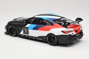 BMW M4 G82 GT4 #1 Presentation 2022 Otto 1:18 OT1228 Resin — Bild 5 von 6