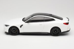 BMW M4 G82 Weiß Minichamps 1:18 155020122 Metall — Bild 3 von 6