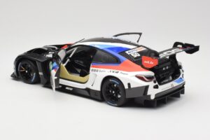 BMW M4 GT3 Ceccato Racing #50 T. Glock DTM Imola 2022 Minichamps 1:18 113222050 Metall — Bild 5 von 8