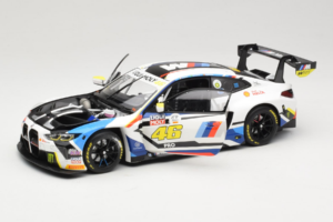 BMW M4 GT3 #46 V. Rossi / A. Farfus / M. Martin Team WRT 12 Hours of Bathurst 2023 Minichamps 1:18 113232146 Metall — Bild 2 von 8