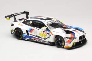BMW M4 GT3 #46 V. Rossi / A. Farfus / M. Martin Team WRT 12 Hours of Bathurst 2023 Minichamps 1:18 113232146 Metall — Bild 6 von 8