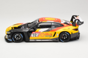 BMW M4 GT3 #72 D. Harper / M. Hesse / N. Verhagen BMW Junior Team 24 Hours of Nurburgring 2023 Minichamps 1:18 113232072 Meta — Bild 4 von 8