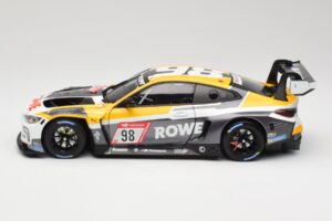 BMW M4 GT3 #98 M. Wittmann / S. van der Linde Rowe Racing ADAC 24h Nurburgring 2023 Minichamps 1:18 113232098 Metall — Bild 4 von 8