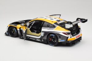 BMW M4 GT3 #98 M. Wittmann / S. van der Linde Rowe Racing ADAC 24h Nurburgring 2023 Minichamps 1:18 113232098 Metall — Bild 5 von 8