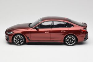 BMW M440i G26 Gran Coupe Aventurine Rot Otto 1:18 OT1075 Resin — Bild 3 von 6
