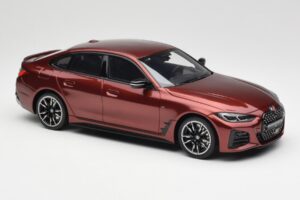 BMW M440i G26 Gran Coupe Aventurine Rot Otto 1:18 OT1075 Resin — Bild 4 von 6