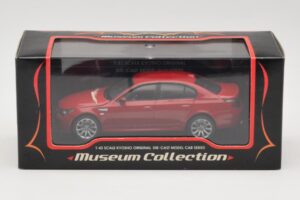 BMW M5 E60 Rot Kyosho 1:43 03503R Metall — Bild 4 von 4
