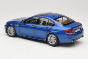 BMW M5 F10 Monte Carlo Blue Paragon 1:18 80432186352 Metall — Bild 7 von 8